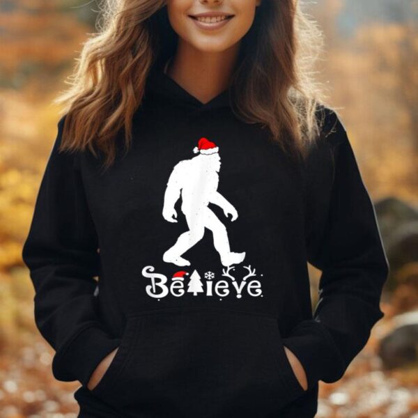 Bigfoot Believe Santa Hat Christmas Funny Xmas Holiday Unisex Hoodie