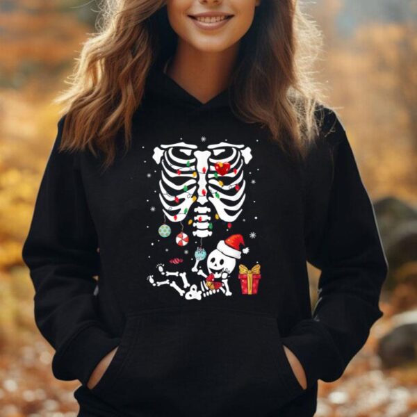 Christmas Pregnancy Skeleton Baby Heart Rib Cage X-Ray Xmas Unisex Hoodie