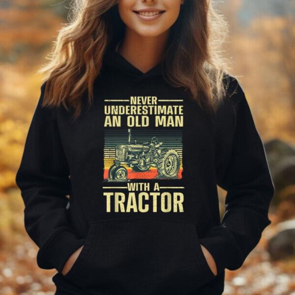 Cool Tractor Design For Grandpa Men Tractor Driver Farming Unisex Hoodie