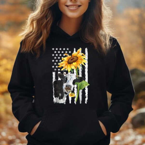 Cow USA Flag Sunflower Cow Gift Unisex Hoodie