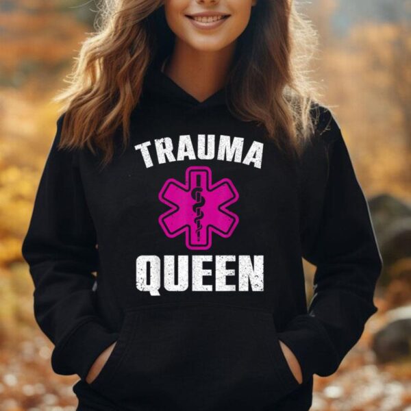 Funny Trauma Queen Art For Paramedic Women EMT Lover Girls Unisex Hoodie