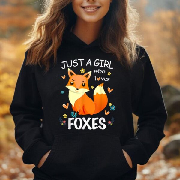 Just a Girl Who Loves Foxes Fox Girl Unisex Hoodie