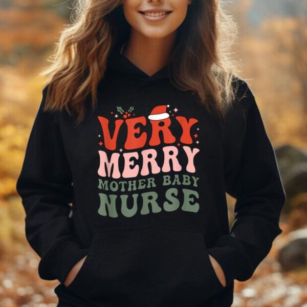 Retro Merry Mother Baby Nurse Christmas Postpartum Nurse Unisex Hoodie