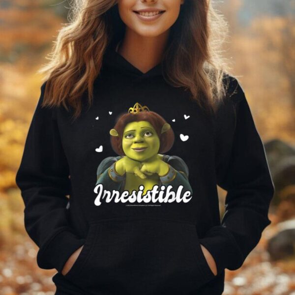 Shrek Valentine's Day Fiona Irresistible Floating Hearts Unisex Hoodie